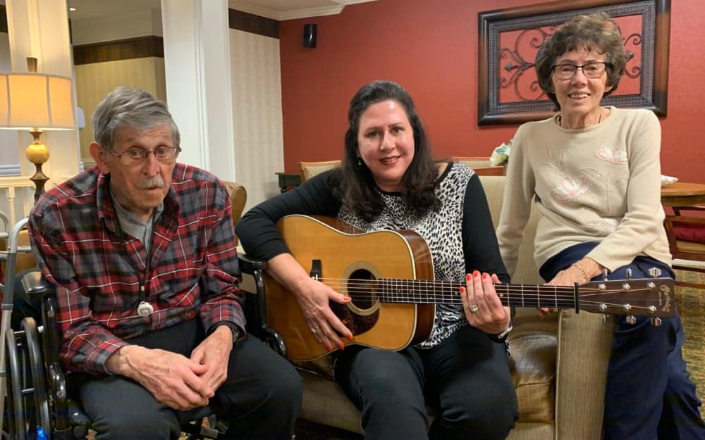 Former Music Professor Performs for Morning Pointe Residents