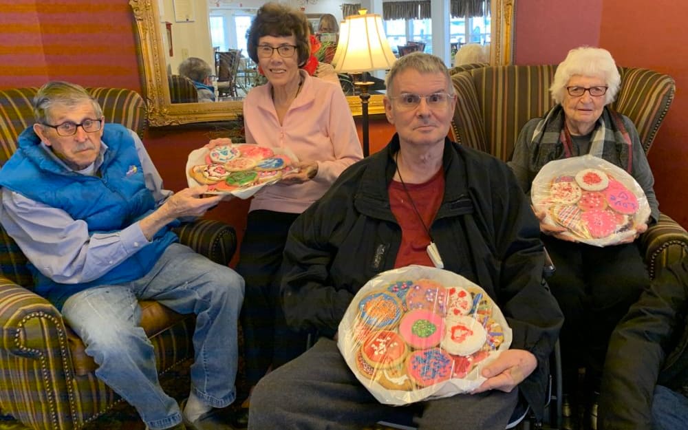 Morning Pointe Delivers Valentine’s Cookies to Local First Responders