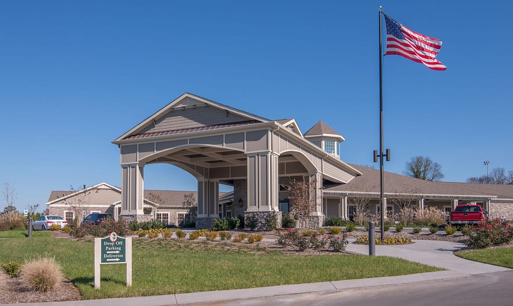 Exterior shot of Morning Pointe Senior Living Chattanooga at Shallowford