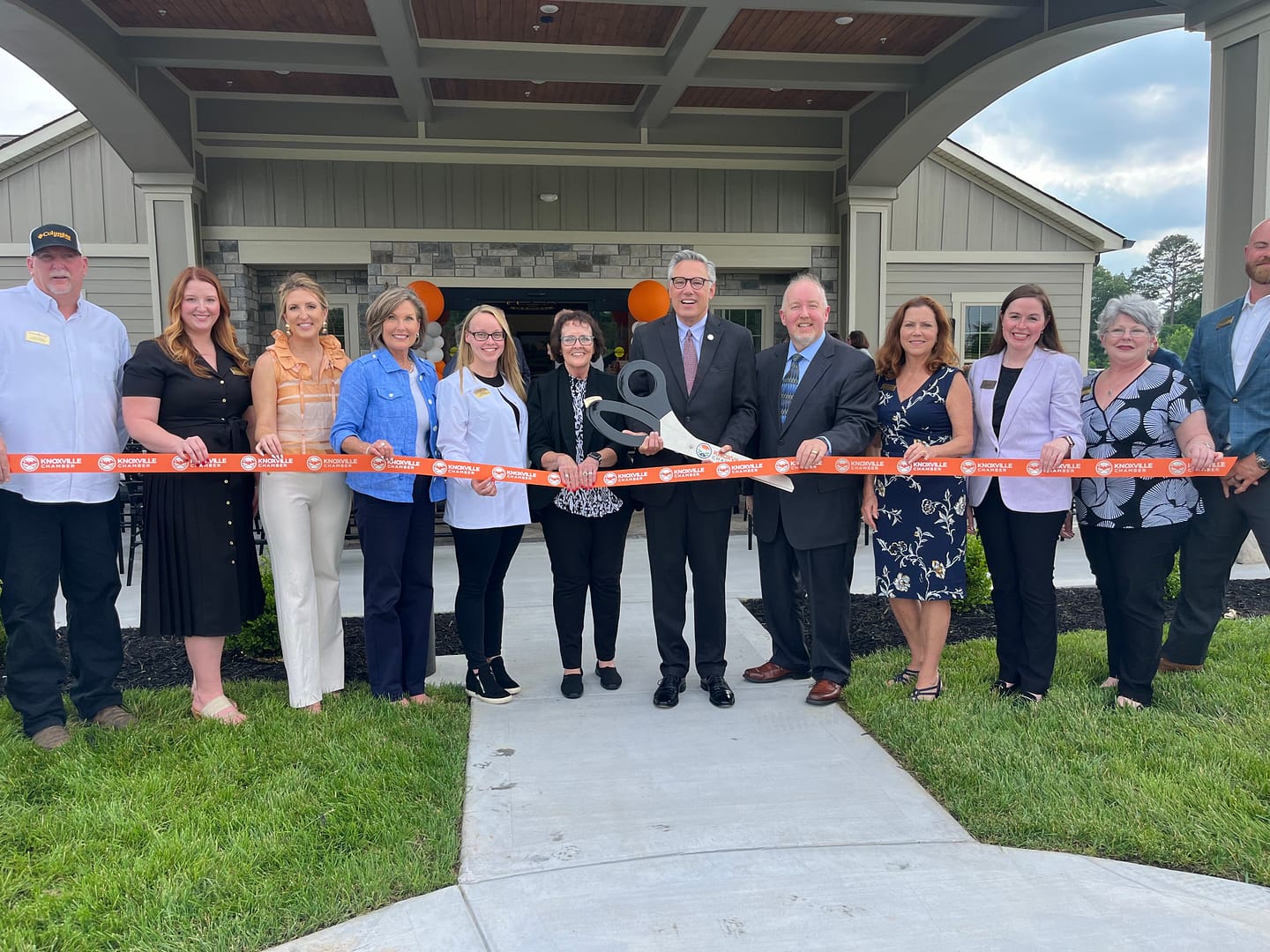 photo of the ribbon-cutting at The Lantern at Morning Pointe Alzheimer's Center of Excellence, Hardin Valley
