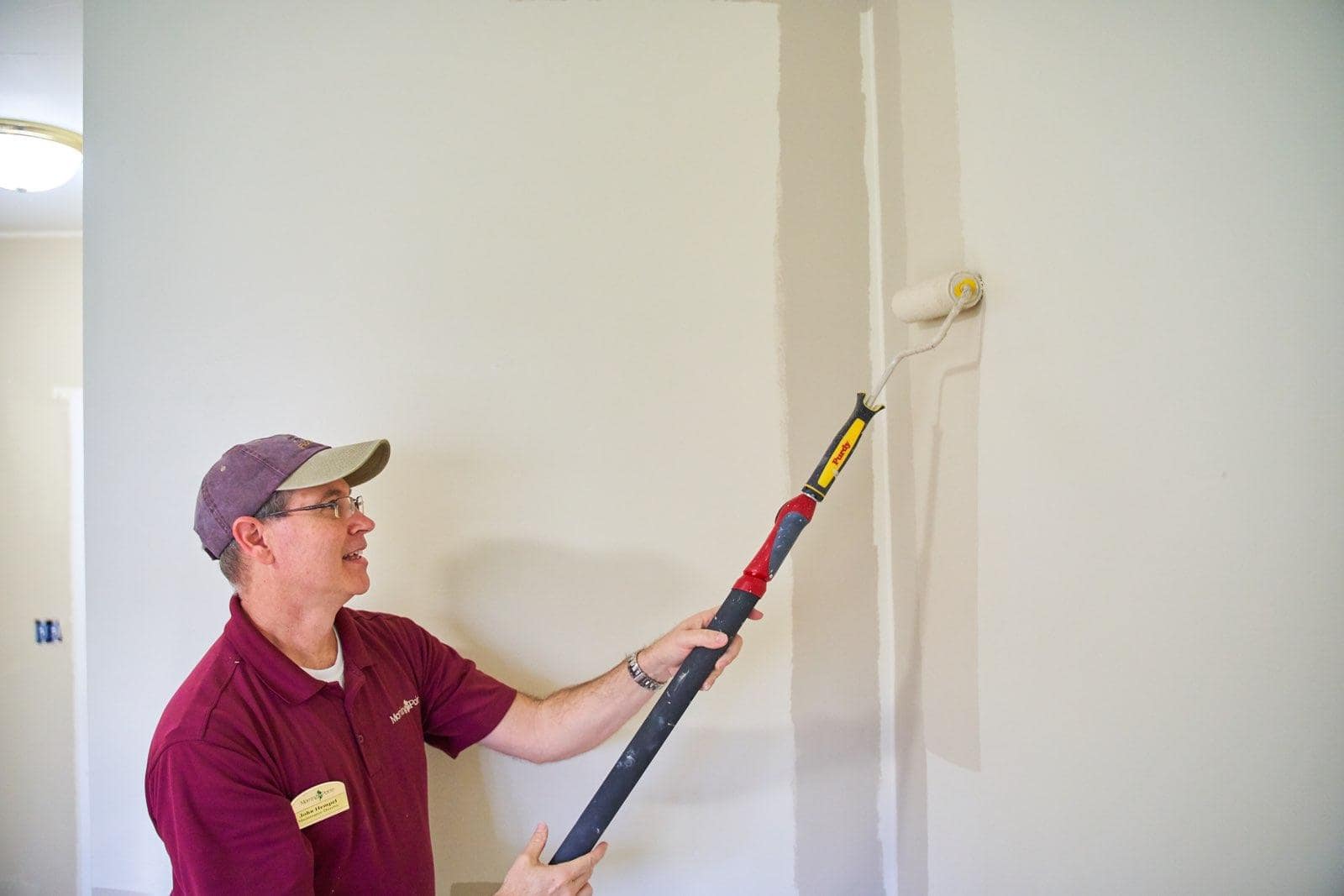 photo of John Hempel painting