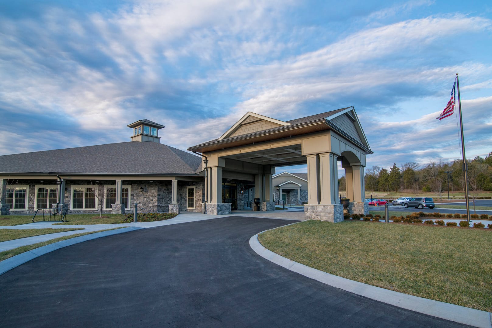 Exterior shot of Morning Pointe Senior Living of Franklin, Tennessee