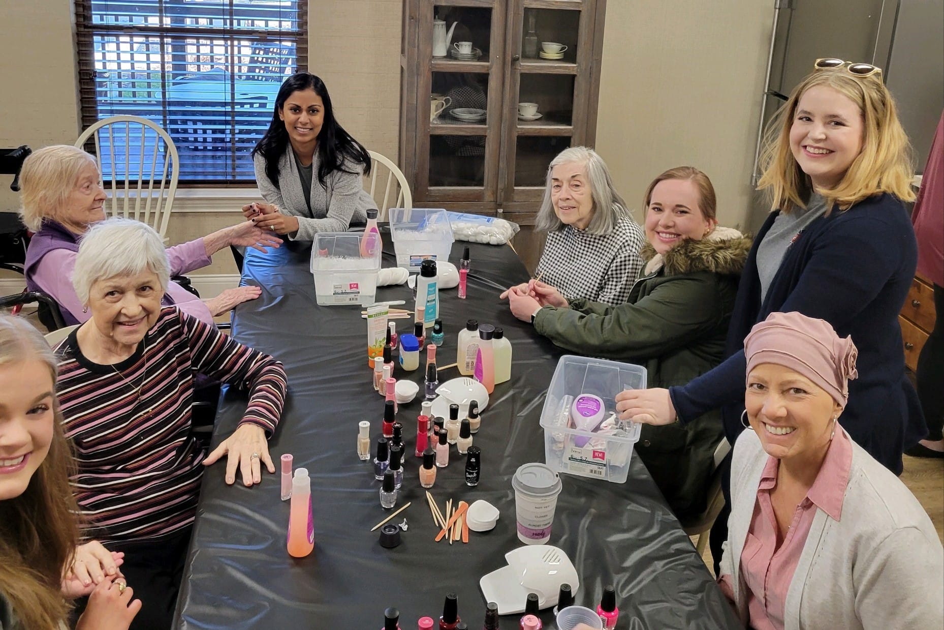 photo of Maria Lee, Tennessee First Lady, with members of her Tennessee Serves team and residents at The Lantern at Morning Pointe of Franklin