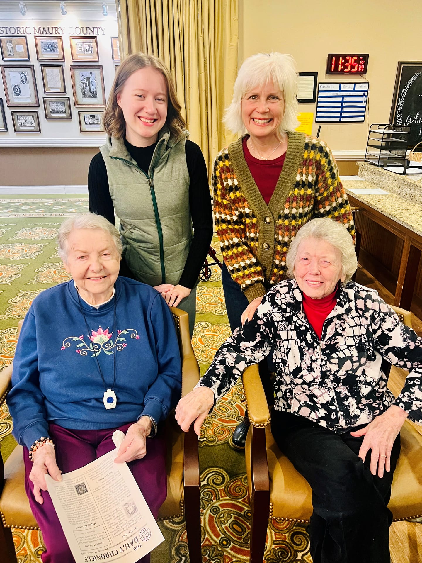 photo of Doris (bottom right) with friends at Morning Pointe of Spring Hill
