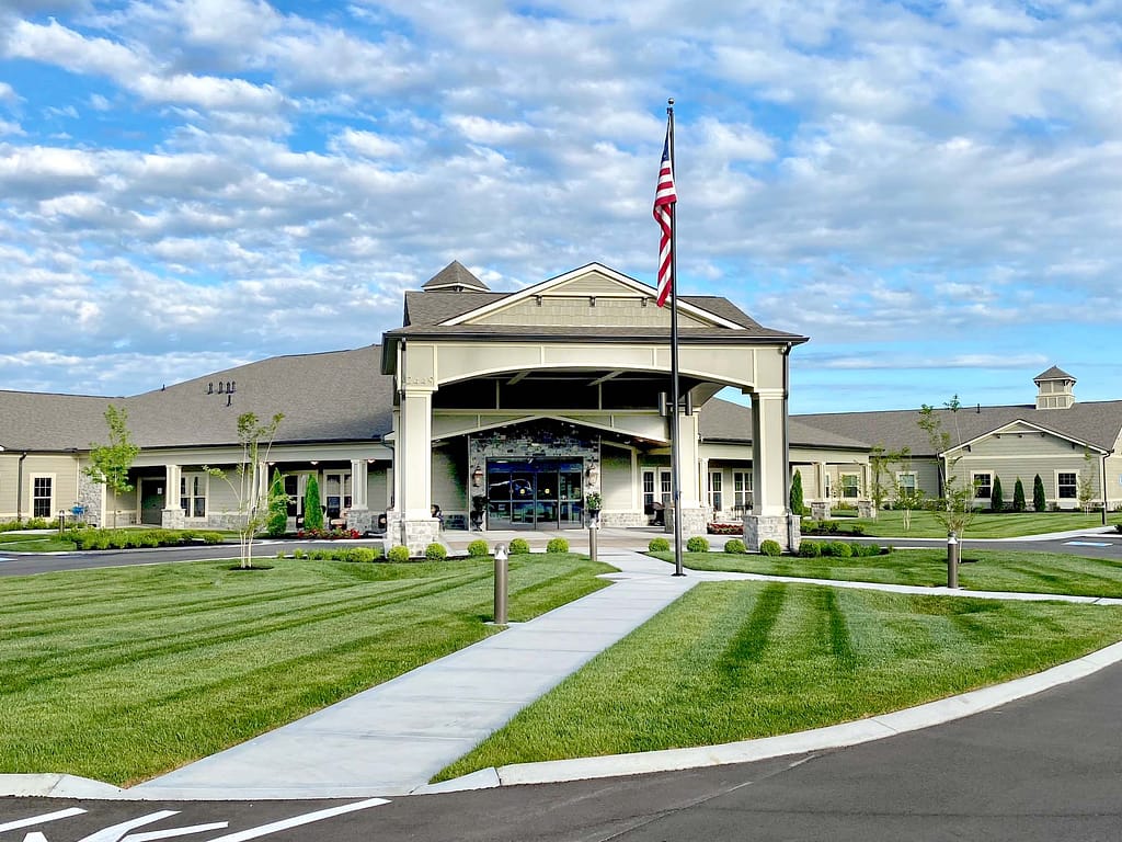 Exterior shot of Morning Pointe Senior Living of Hardin Valley