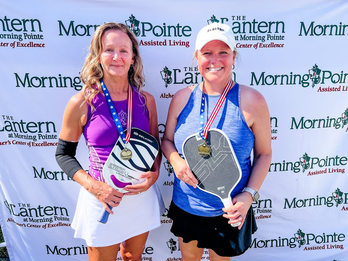 1st place winners in the Women's Intermediate Division: Lynn Swann and Meredith Gumm