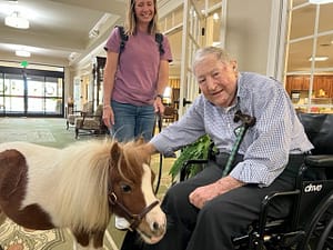 photo of Doc Williams at Morning Pointe of Danville with visiting pony Peaches