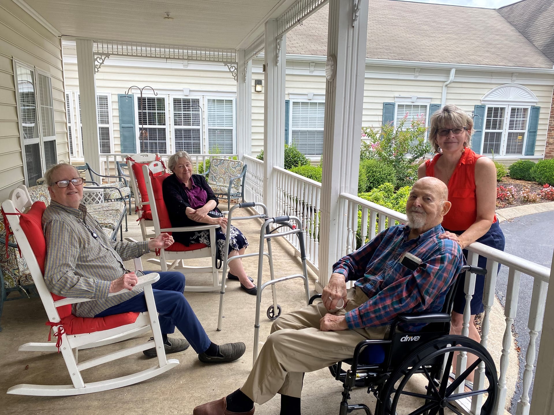 porch candid photo from Morning Pointe of Columbia