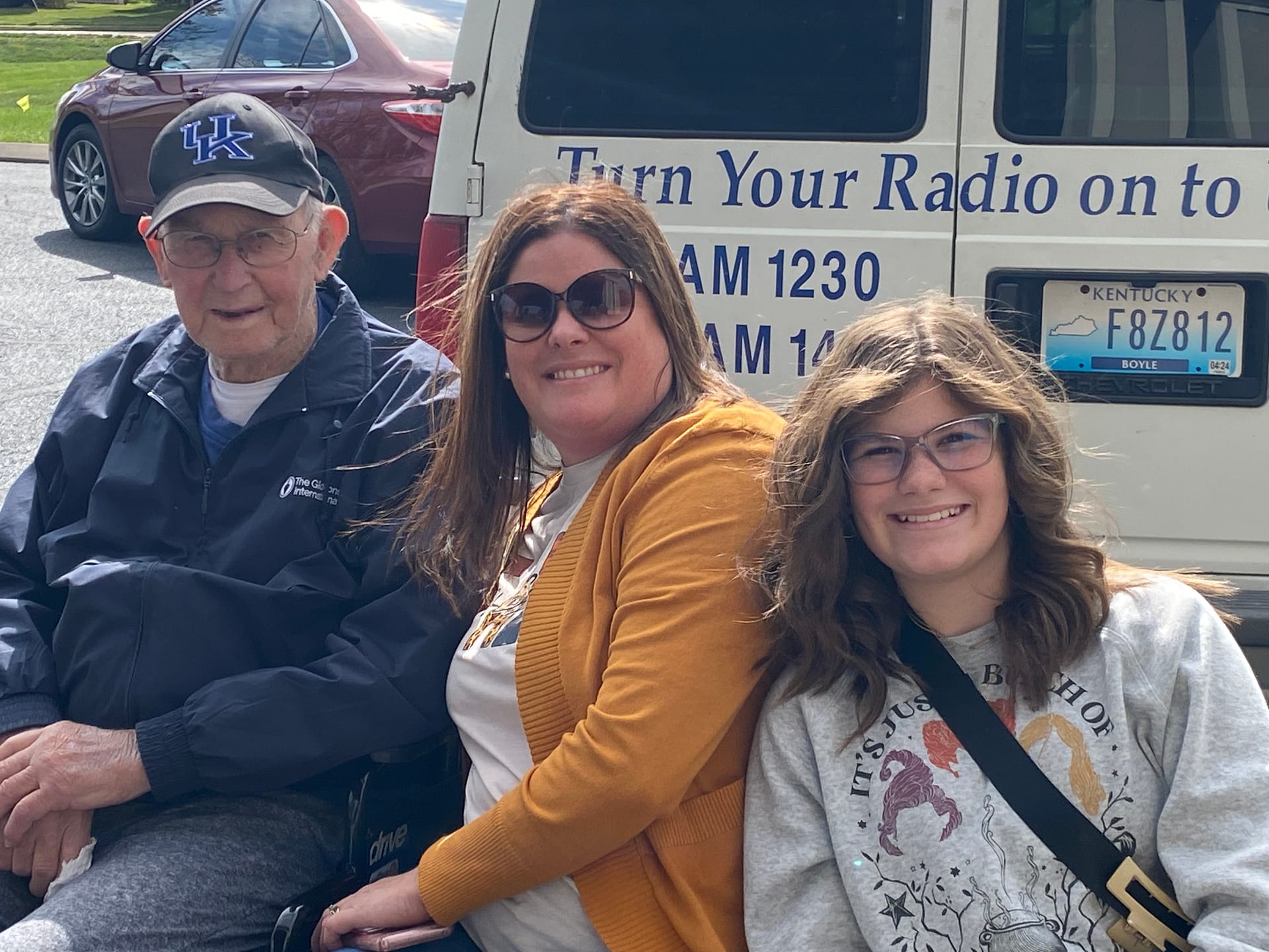 photo of Shauna with her grandfather and her daughter, Jaycie