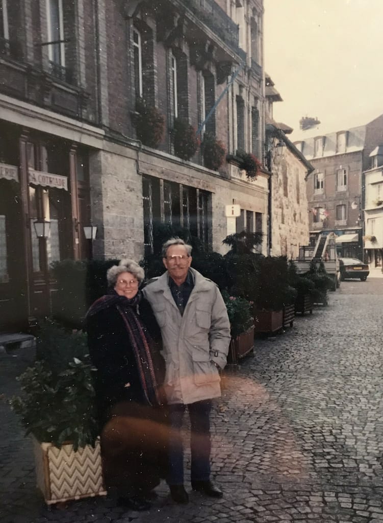 photo of Ken and Kathleen in Paris