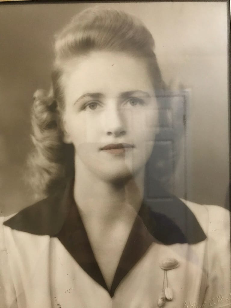 photo of Joan as a young woman