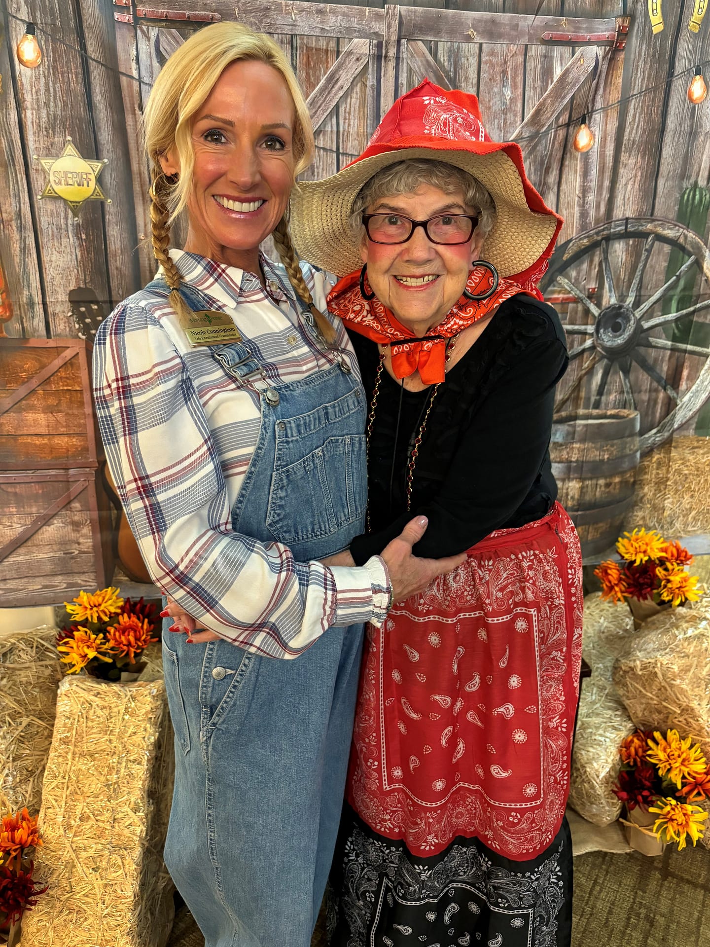 photo of Nicole with resident Morine Baese at the community’s 2024 fall Hootenanny