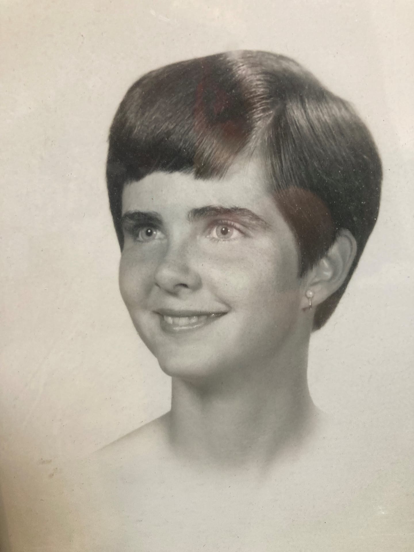 photo of Lynne as a young woman